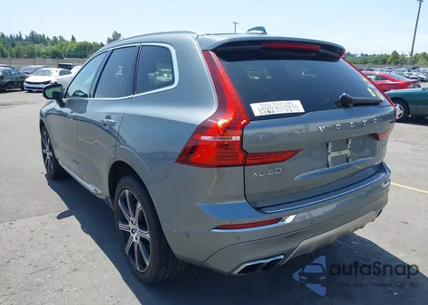 2019 Volvo Xc60 T5 Inscription из США, поврежденный, VIN LYV102RLXKB191753